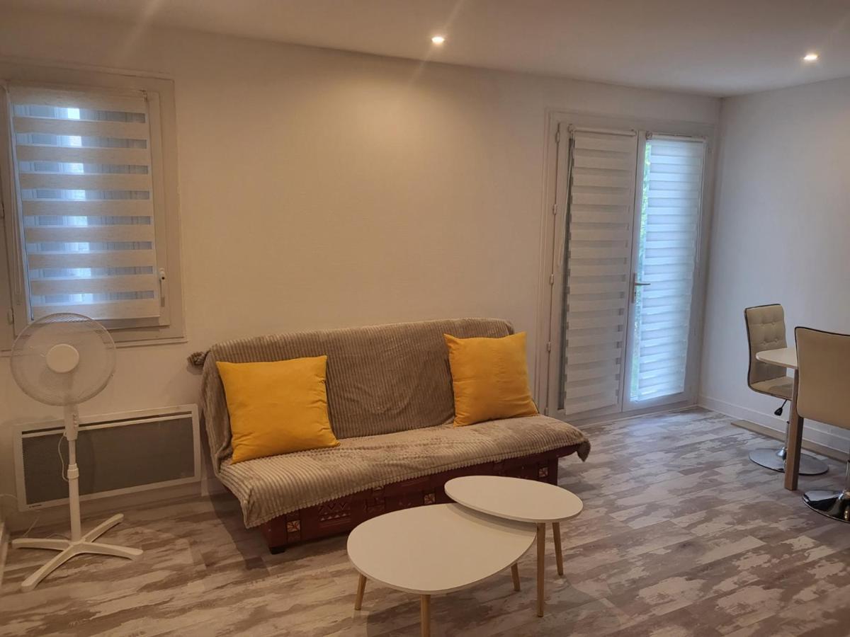 Maison De Vacances En Perigord Noir Le Buisson-de-Cadouin Εξωτερικό φωτογραφία